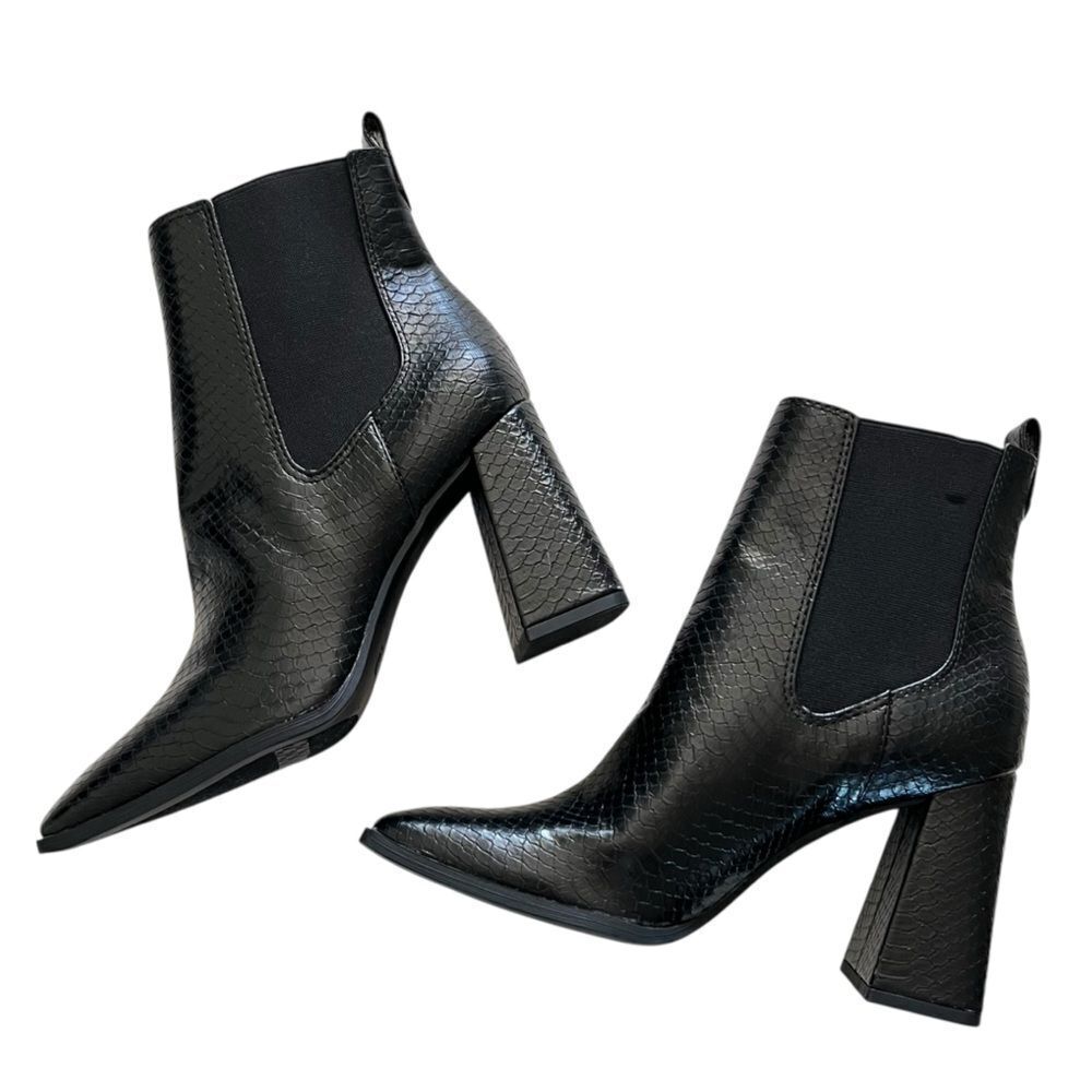 Sam Edelman Circus Black Snakeskin Faux Leather Chelsea Boots